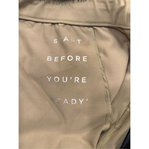 Four Laps Equip Short Size Medium Men's Athletic Fit Khaki Recycled - Picture 5 of 11